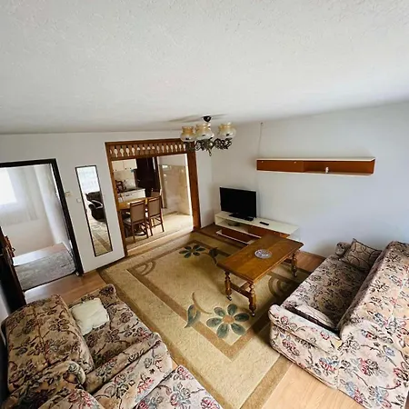 カントリーハウス Lukare 1