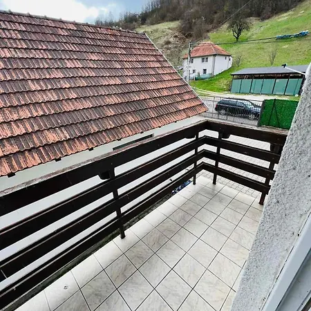 Lukare 1 ノヴィ・パザル